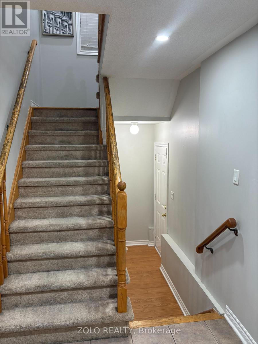 48 Echoridge Drive E, Brampton, Ontario  L7A 3K8 - Photo 8 - W13627736