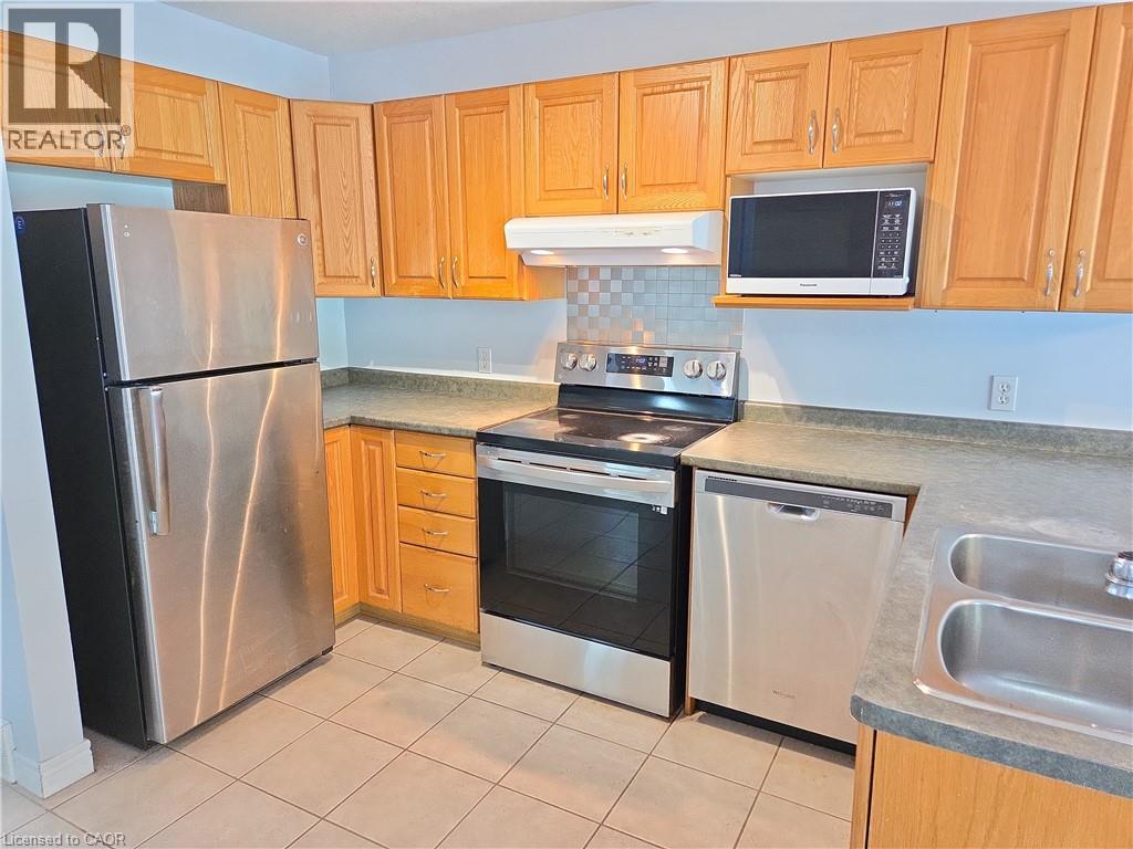 673 Butternut Avenue Unit# A, Waterloo, Ontario  N2V 2L1 - Photo 7 - 40851876