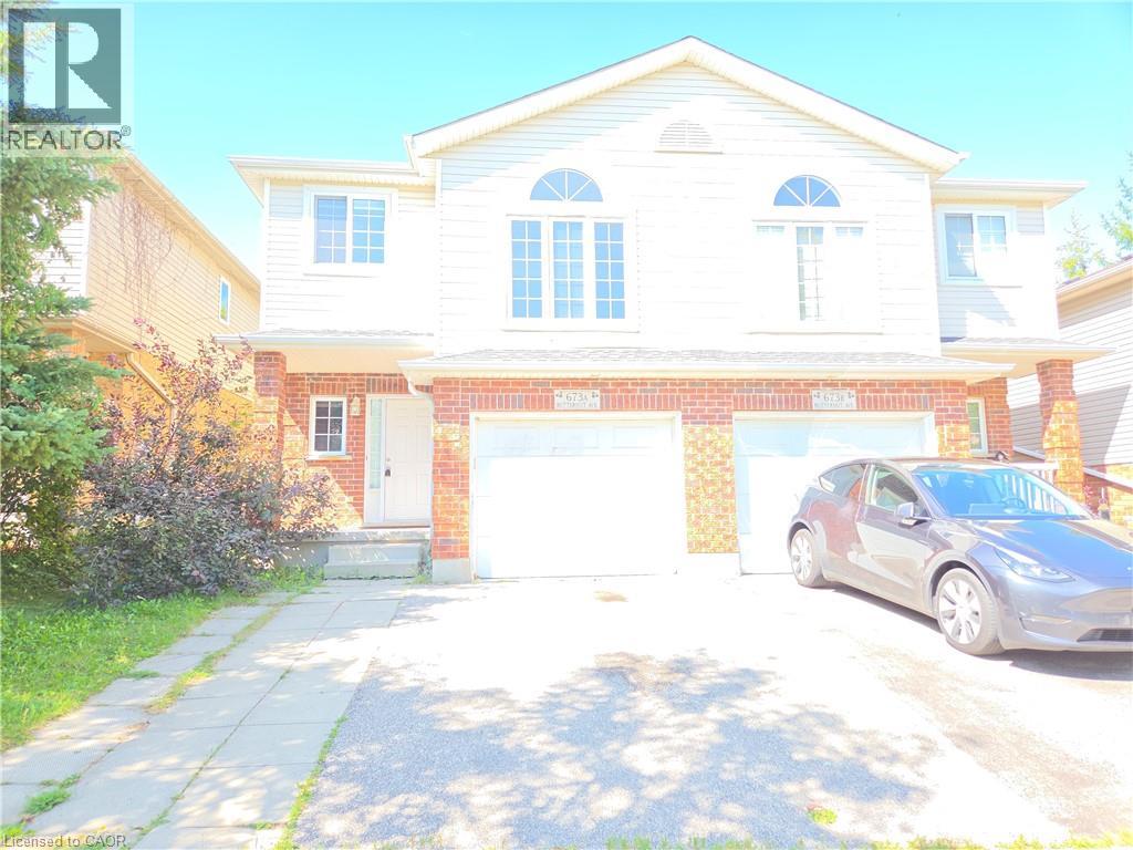 673 BUTTERNUT Avenue Unit# A, Waterloo, Ontario