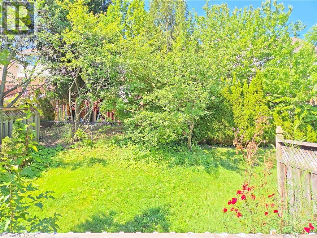 673 Butternut Avenue Unit# A, Waterloo, Ontario  N2V 2L1 - Photo 34 - 40851876