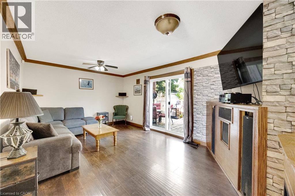 1251 Jalna Boulevard, London, Ontario  N6E 2A8 - Photo 11 - 40852173