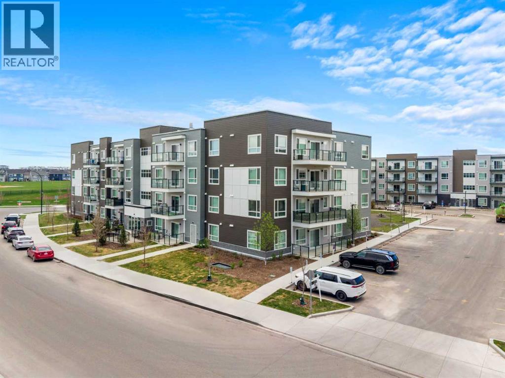2213, 33 Carringham Gate NW, Calgary, Alberta