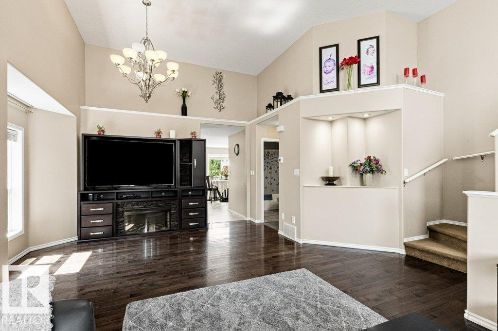 4512 210 St NW, Edmonton, Alberta  T6M 0G5 - Photo 12 - E4501709