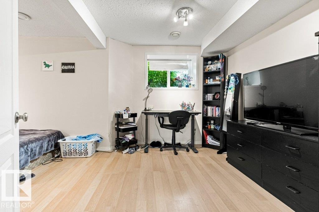 4512 210 St NW, Edmonton, Alberta  T6M 0G5 - Photo 36 - E4501709