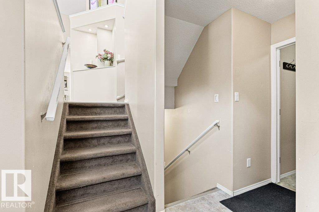 4512 210 St NW, Edmonton, Alberta  T6M 0G5 - Photo 7 - E4501709