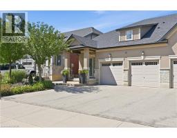 10 KOPPERFIELD Lane, Hamilton, Ontario