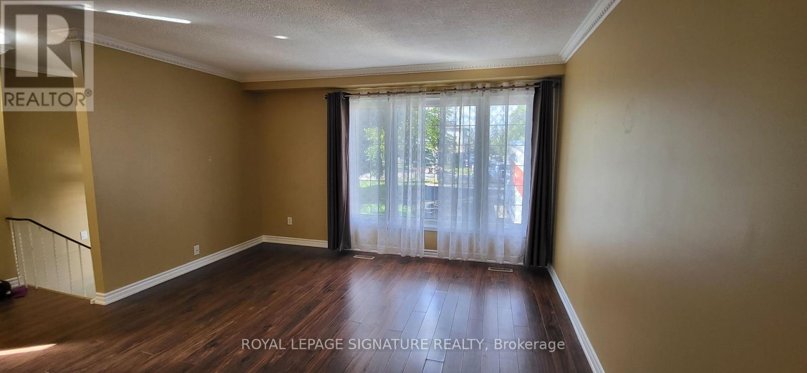 2706 Lundene Road, Mississauga, Ontario  L5J 3Z1 - Photo 5 - W13627184