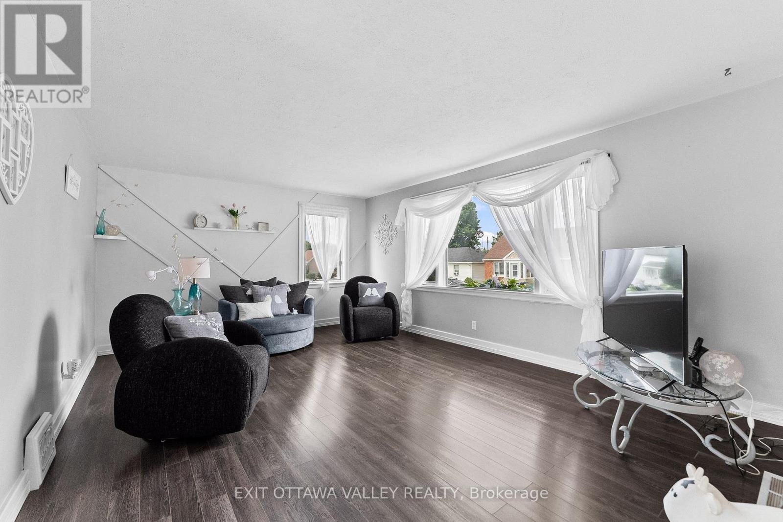 500 Dominion Street, Renfrew, Ontario  K7V 1H6 - Photo 4 - X13627758