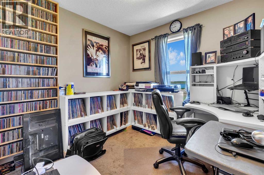 401 Copperpond Landing SE, Calgary, Alberta  T2G 1Z6 - Photo 27 - A2318569