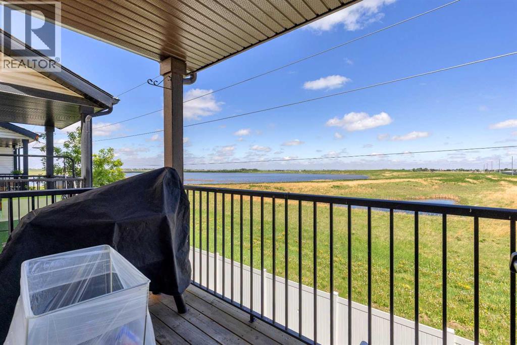 401 Copperpond Landing SE, Calgary, Alberta  T2G 1Z6 - Photo 9 - A2318569