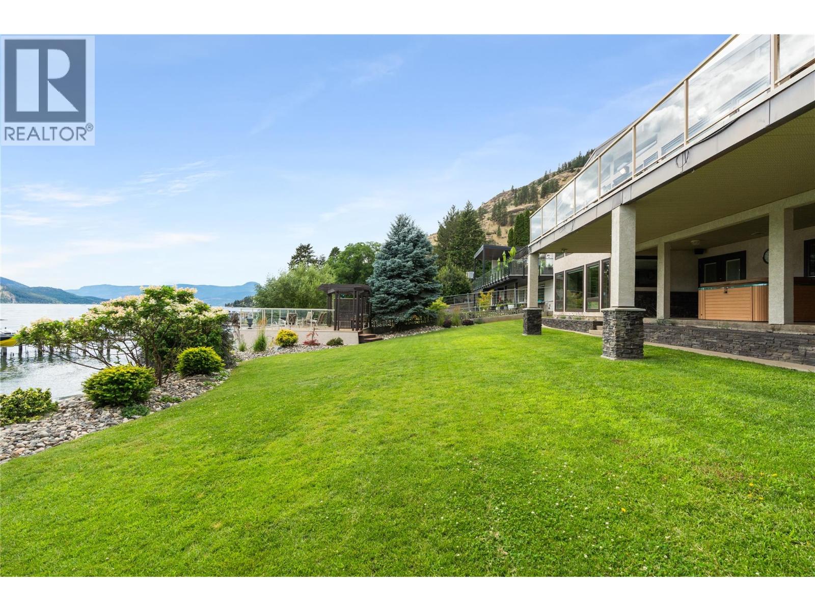 8052 Beachcomber Bay Road, Vernon, British Columbia  V1H 1C7 - Photo 60 - 10395599