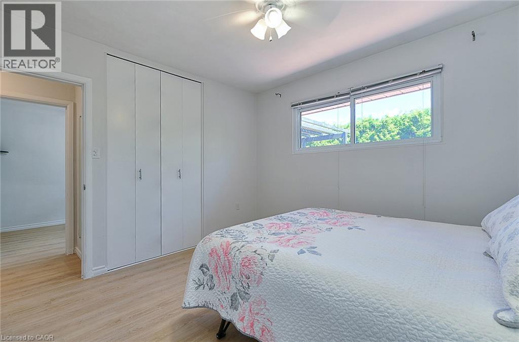 245 West 33rd Street, Hamilton, Ontario  L9C 5J7 - Photo 12 - 40852532