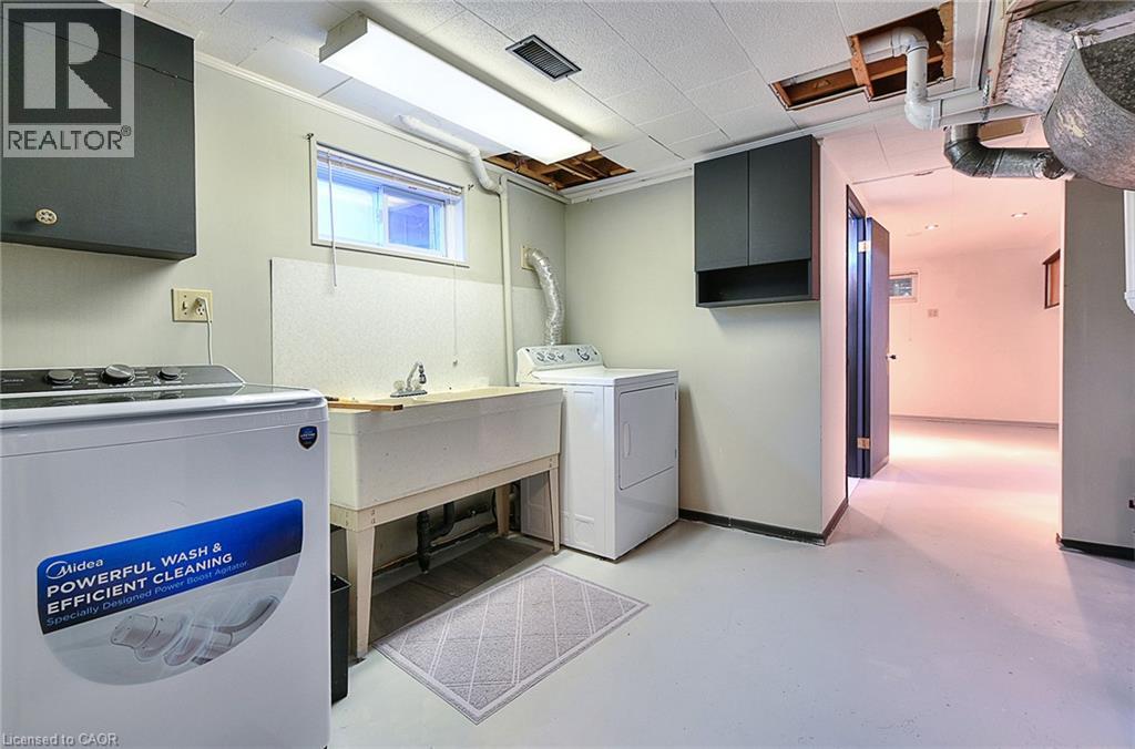 245 West 33rd Street, Hamilton, Ontario  L9C 5J7 - Photo 20 - 40852532