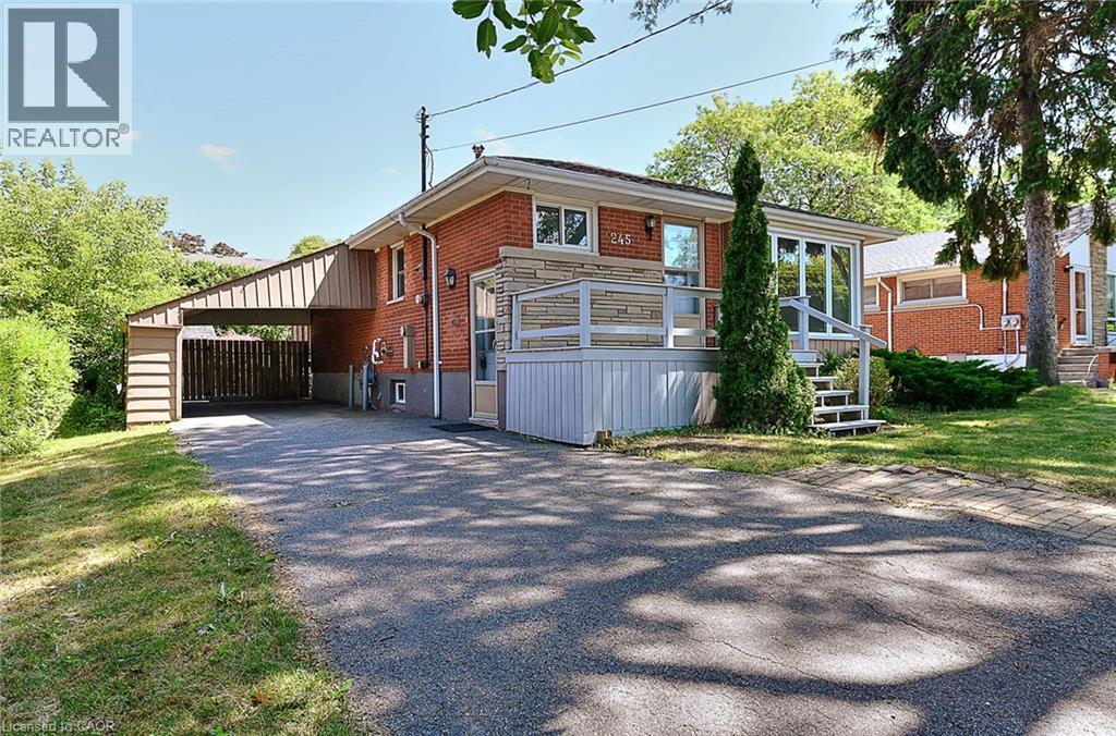 245 West 33rd Street, Hamilton, Ontario  L9C 5J7 - Photo 2 - 40852532