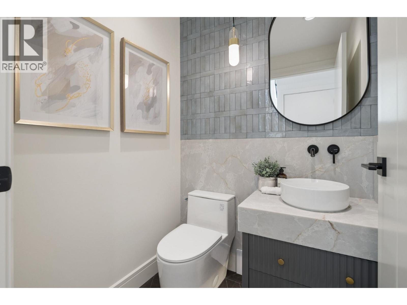2 2815 Trinity Street, Vancouver, British Columbia  V5K 1E8 - Photo 20 - R3151776
