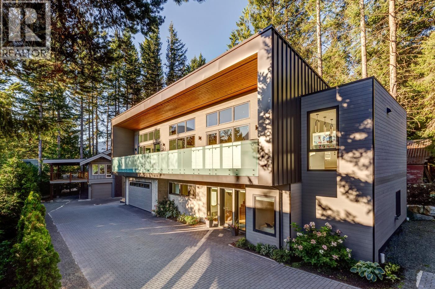 8224 Alpine Way, Whistler, British Columbia  V8E 0G2 - Photo 28 - R3151777