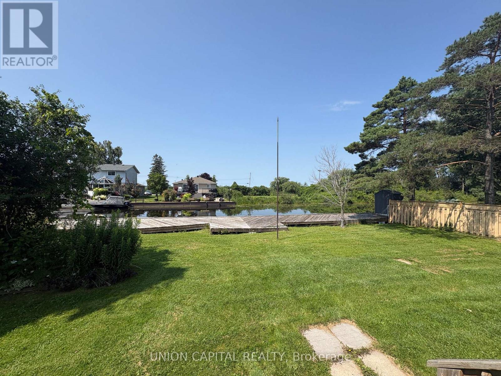 64 Canal Street, Georgina (Keswick South), Ontario  L4P 1K5 - Photo 17 - N13627754