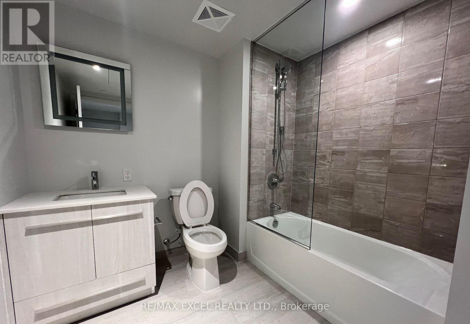 1808 - 8 Cumberland Street, Toronto, Ontario  M4W 0B6 - Photo 17 - C13625986
