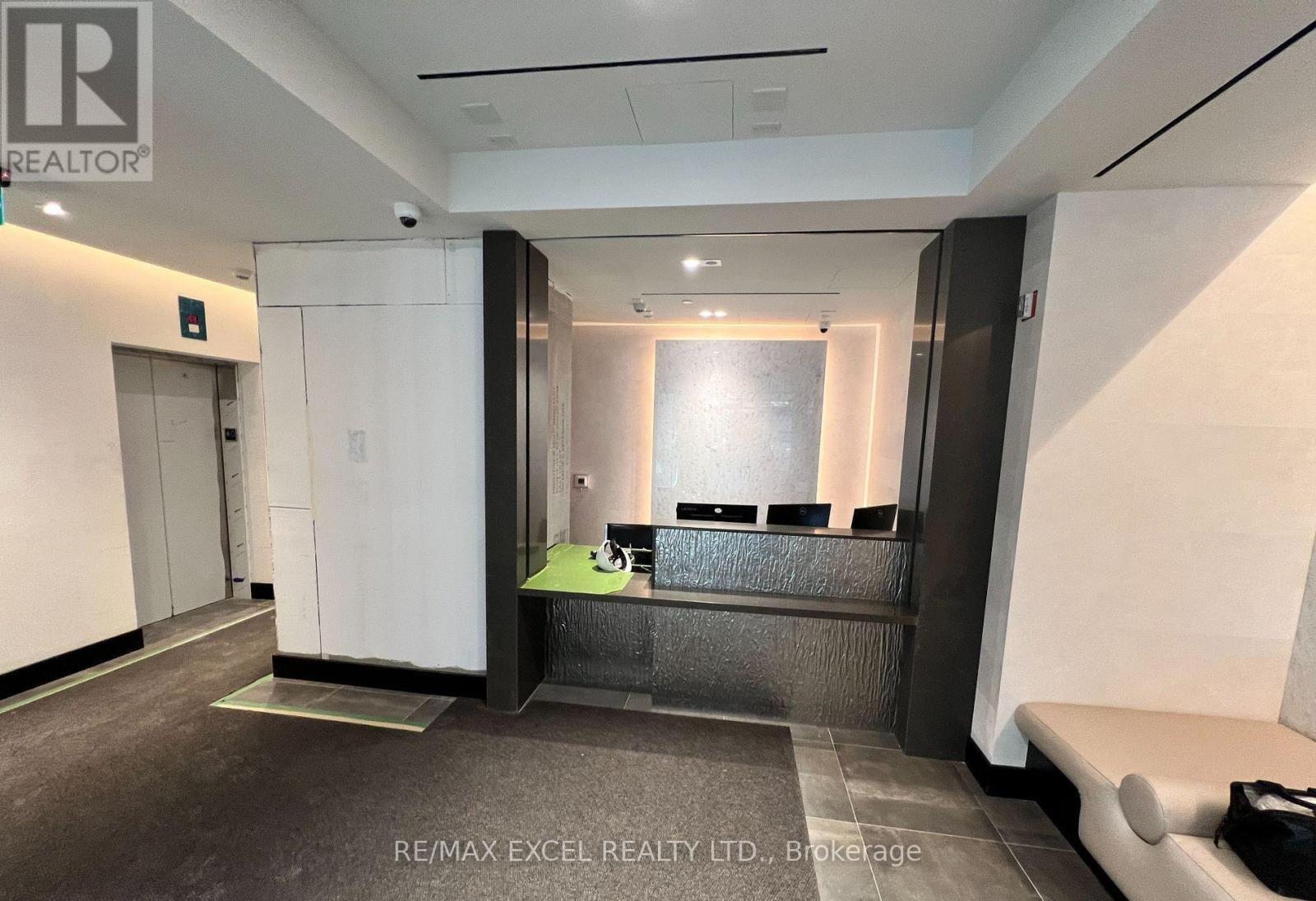 1808 - 8 Cumberland Street, Toronto, Ontario  M4W 0B6 - Photo 23 - C13625986