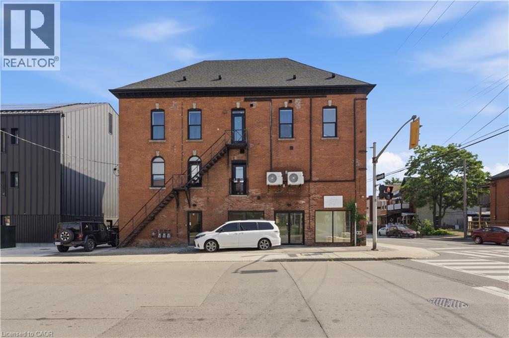 45 Wellington Street N, Hamilton, Ontario  L8R 1M9 - Photo 3 - 40840934
