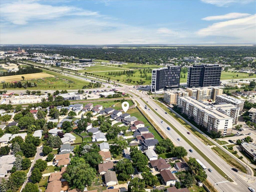 1655 Chancellor Drive, Winnipeg, Manitoba  R3T 4B8 - Photo 3 - 202619170