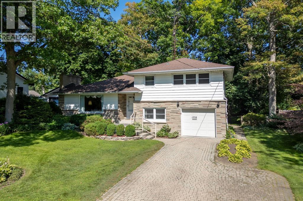 1732 Rutherglen CLOSE, Sarnia, Ontario