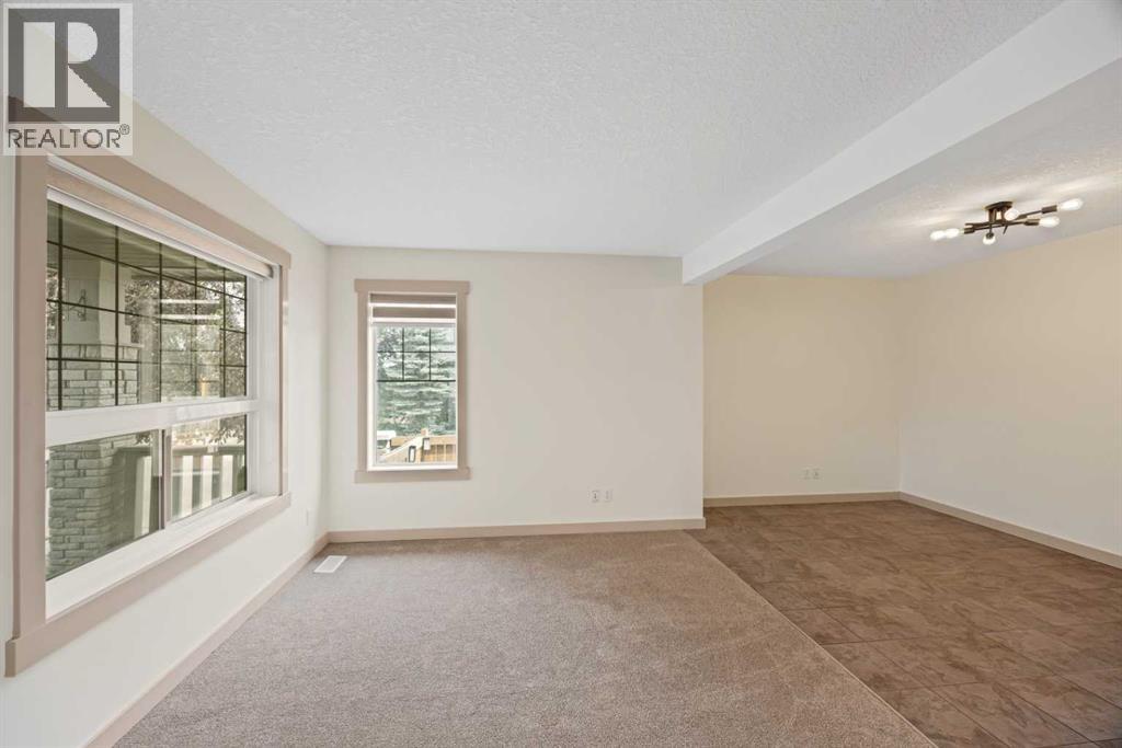 130 Panamount Road NW, Calgary, Alberta  T3K 0H6 - Photo 11 - A2333016