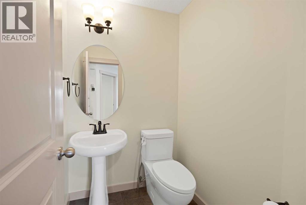 130 Panamount Road NW, Calgary, Alberta  T3K 0H6 - Photo 9 - A2333016