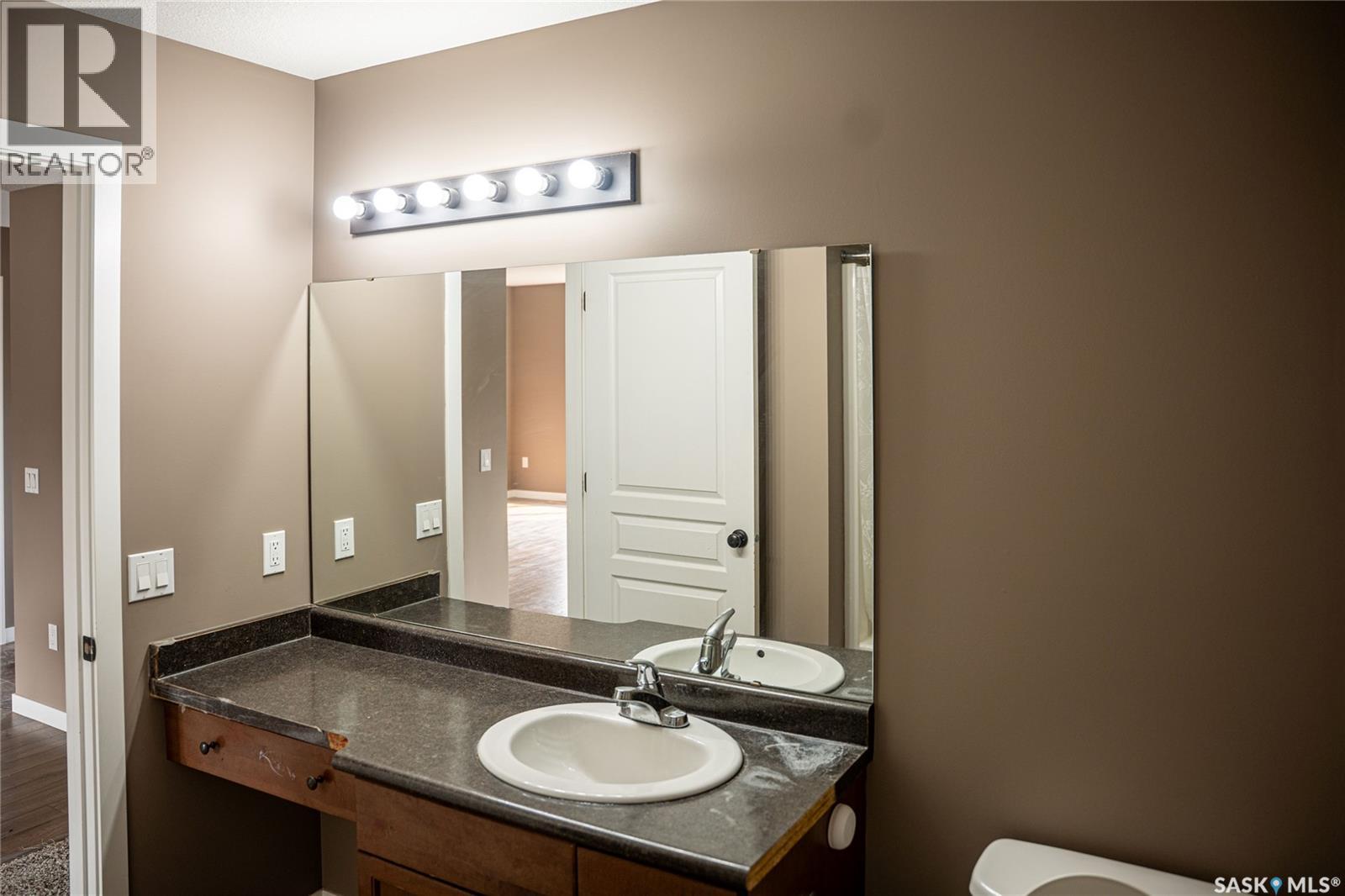 8 5004 James Hill Road, Regina, Saskatchewan  S4W 0B8 - Photo 24 - SK044263