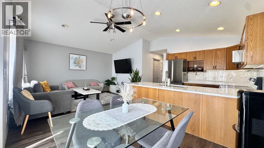 8833 67 Avenue, Grande Prairie, Alberta  T8W 2X9 - Photo 5 - A2332092