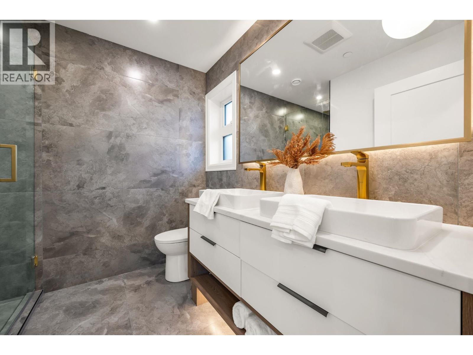 2153 E 20th Avenue, Vancouver, British Columbia  V5N 2L5 - Photo 16 - R3151750