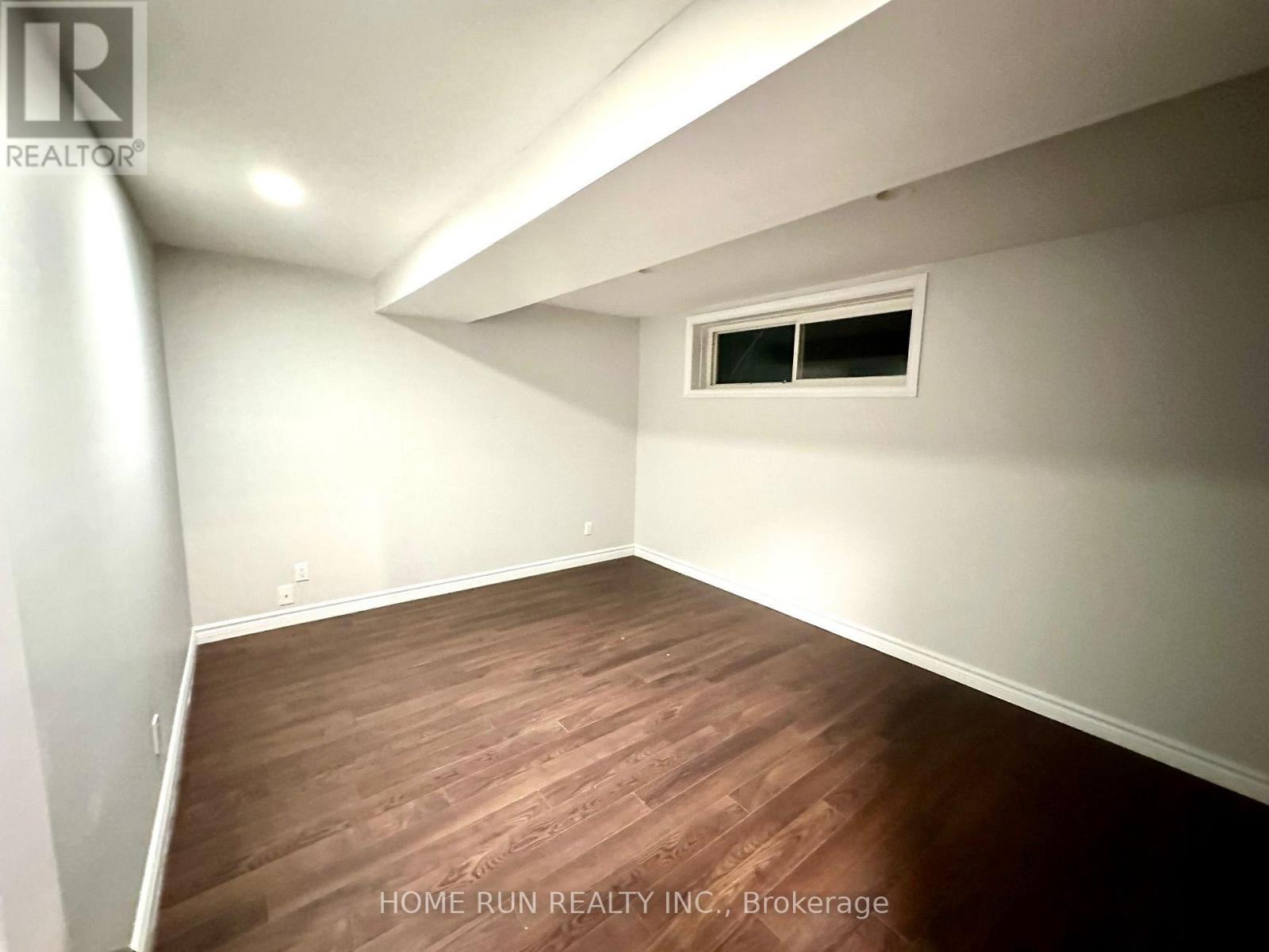 71 Ashburn Drive, Ottawa, Ontario  K2E 6N4 - Photo 8 - X13627790
