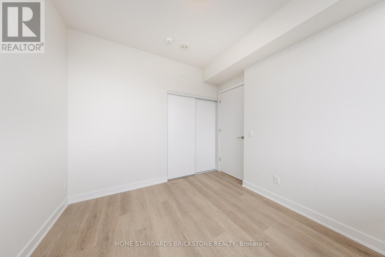 2009 - 15 Ellerslie Avenue, Toronto, Ontario  M2N 0L7 - Photo 4 - C13627772