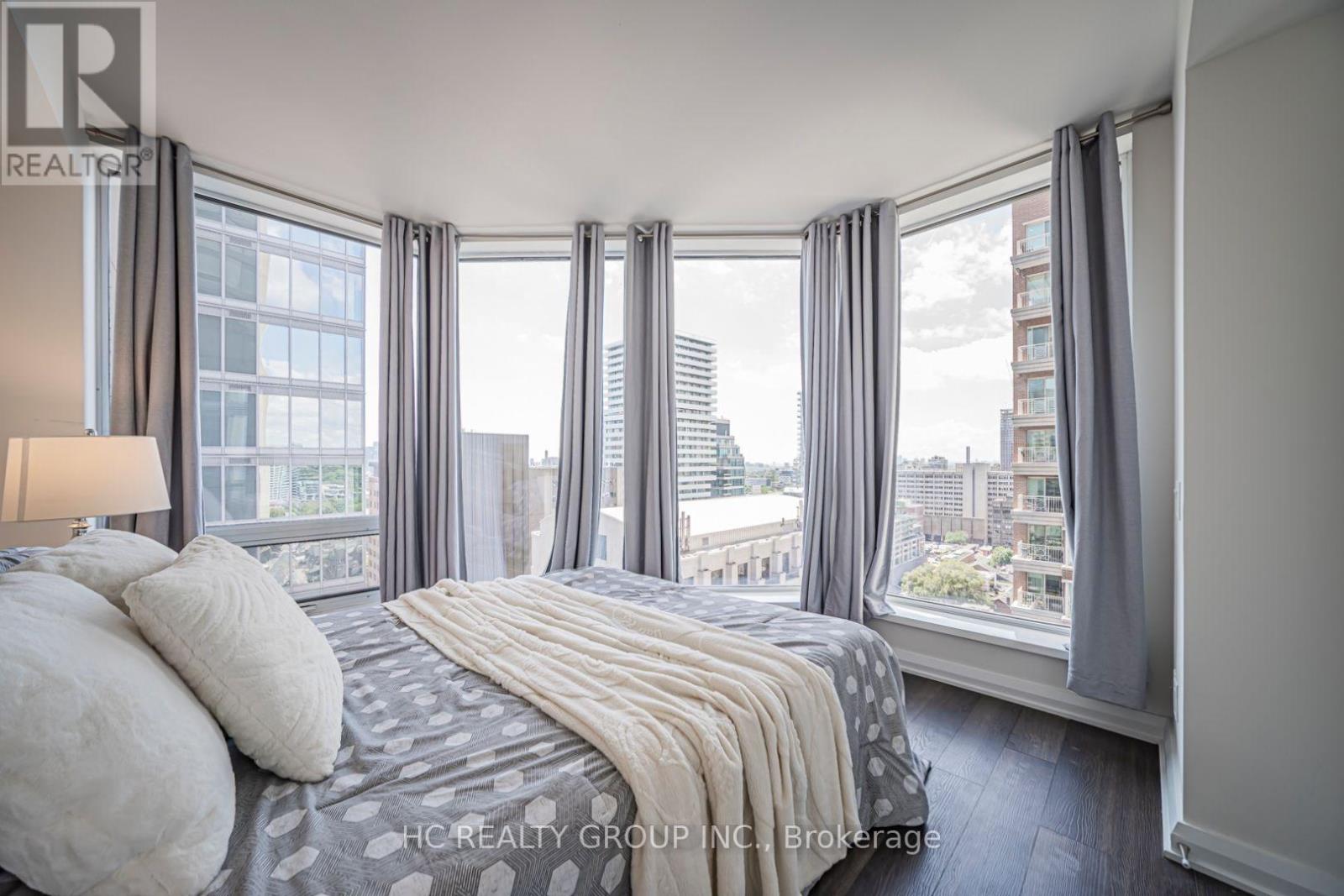 2014 - 155 Yorkville Avenue, Toronto, Ontario  M5R 1C4 - Photo 5 - C13627776