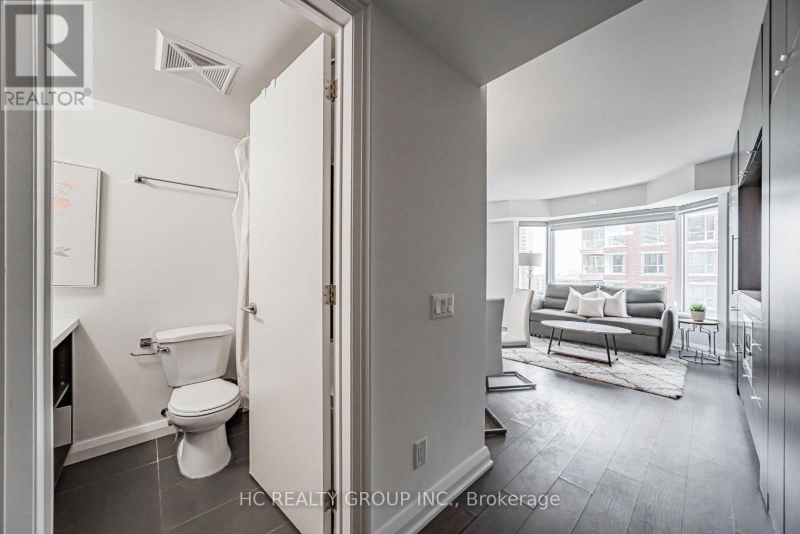 2014 - 155 Yorkville Avenue, Toronto, Ontario  M5R 1C4 - Photo 7 - C13627776
