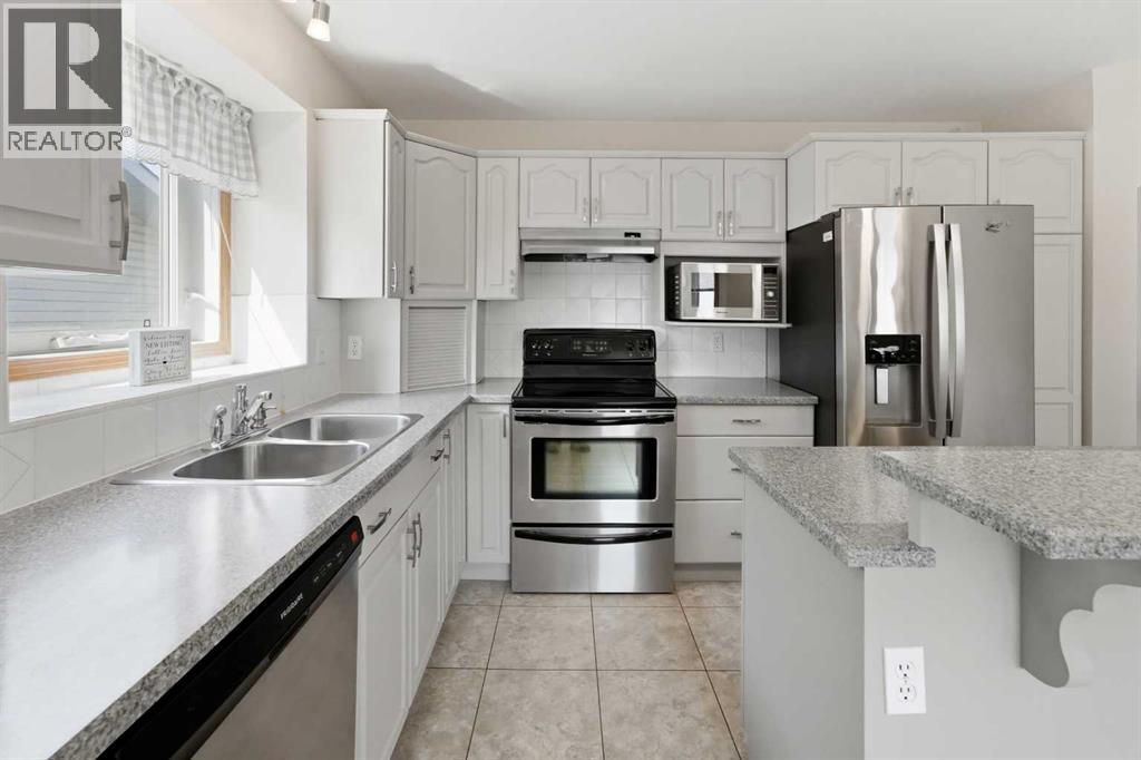 90 Duncan Crescent, Red Deer, Alberta  T4R 2C1 - Photo 13 - A2332756