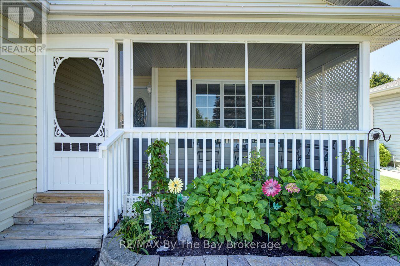 6 Illinois Crescent, Wasaga Beach, Ontario  L9Z 3A8 - Photo 5 - S13627782