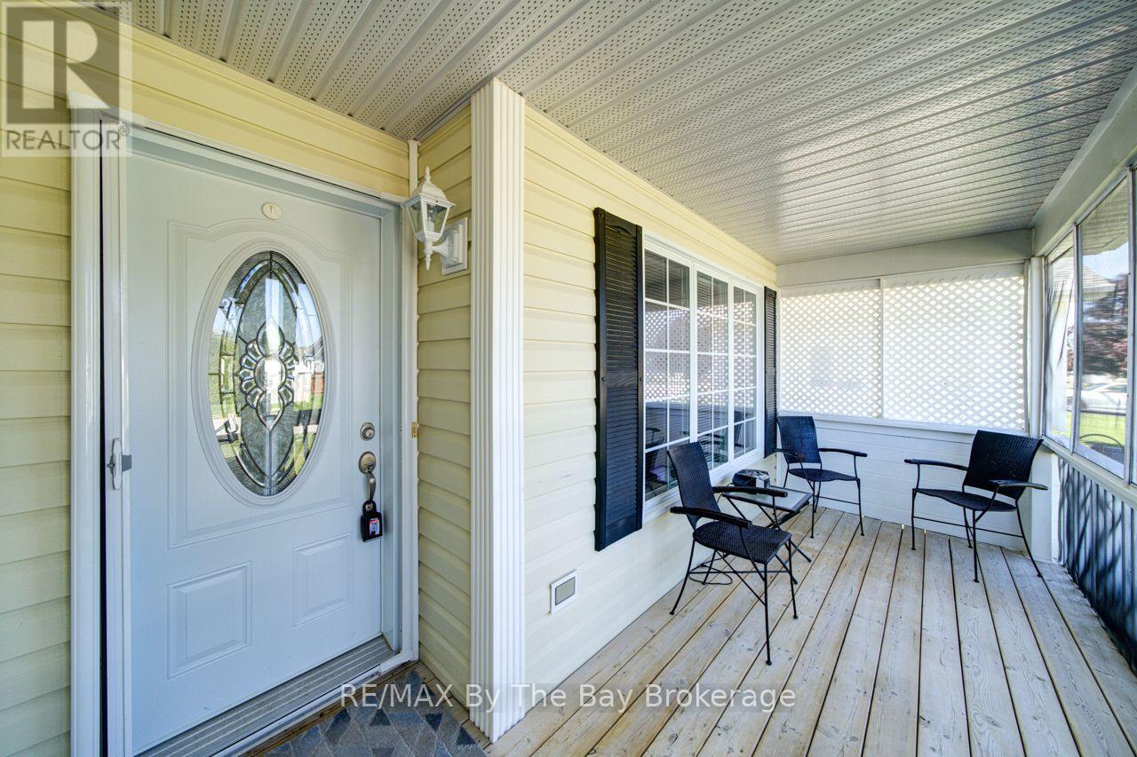 6 Illinois Crescent, Wasaga Beach, Ontario  L9Z 3A8 - Photo 6 - S13627782