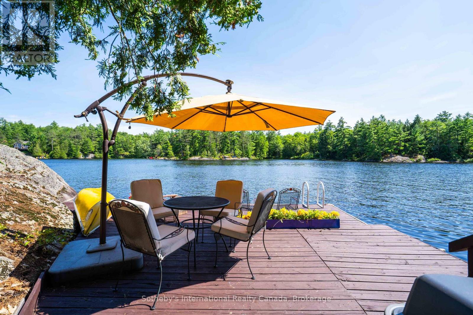 1 Island 29kl Kahshe Lake - Cooee Island, Gravenhurst (Morrison), Ontario  P0E 1G0 - Photo 12 - X13627792