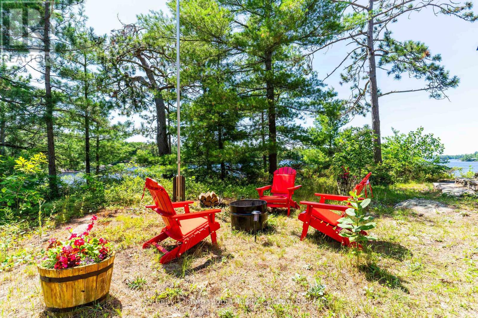 1 Island 29kl Kahshe Lake - Cooee Island, Gravenhurst (Morrison), Ontario  P0E 1G0 - Photo 14 - X13627792