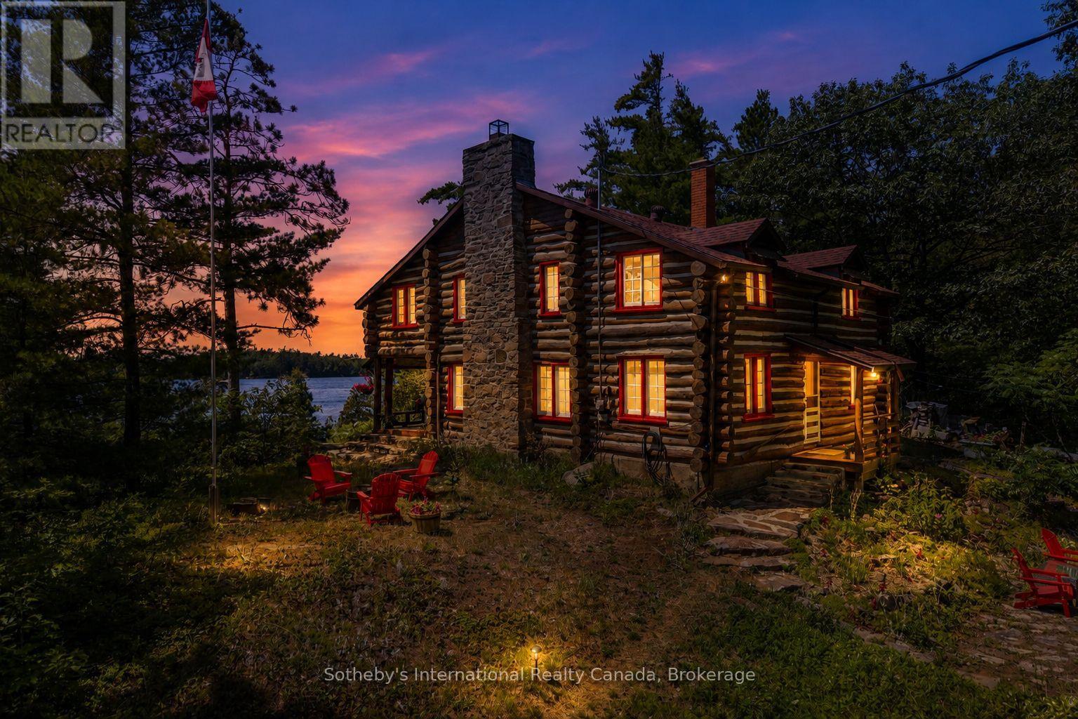 1 Island 29kl Kahshe Lake - Cooee Island, Gravenhurst (Morrison), Ontario  P0E 1G0 - Photo 2 - X13627792