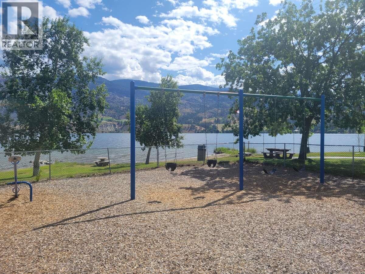 121 Alder Crescent, Kaleden, British Columbia  V0H 1K0 - Photo 14 - 10364439