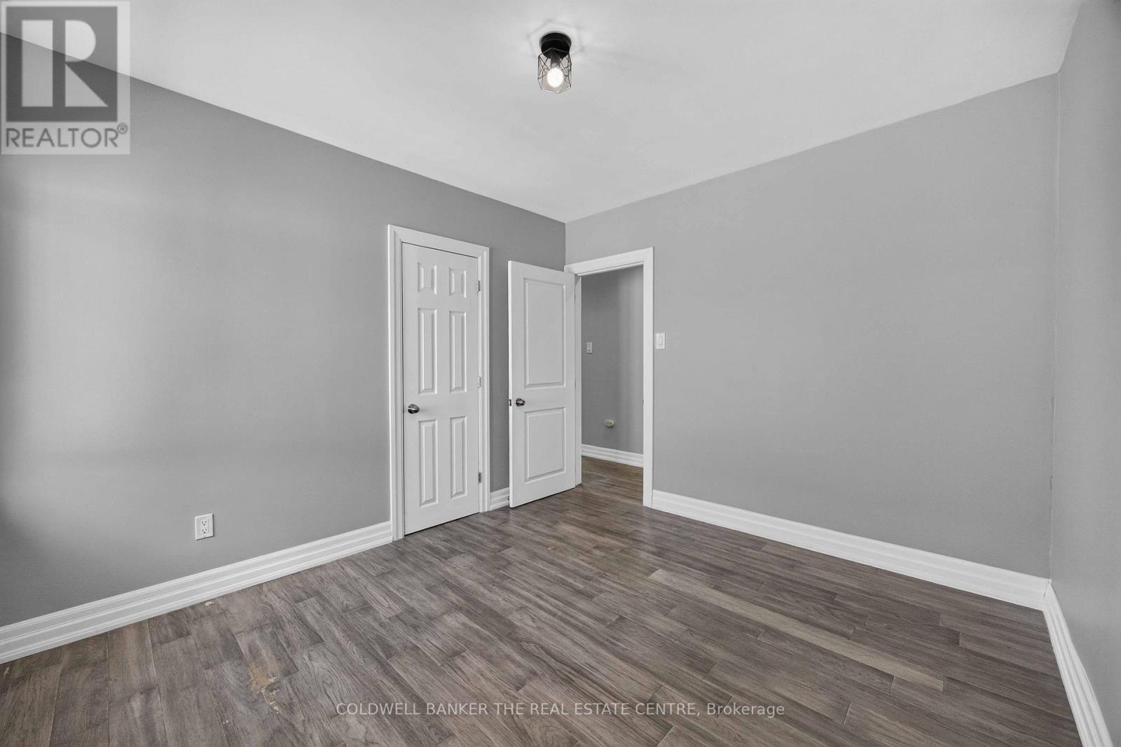 615 Oxford Street, Toronto, Ontario  M8Y 1E7 - Photo 13 - W13627768