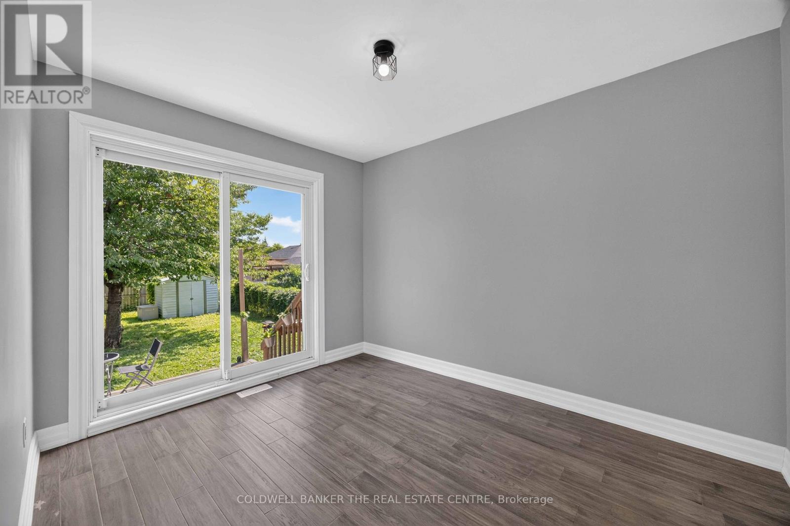 615 Oxford Street, Toronto, Ontario  M8Y 1E7 - Photo 18 - W13627768