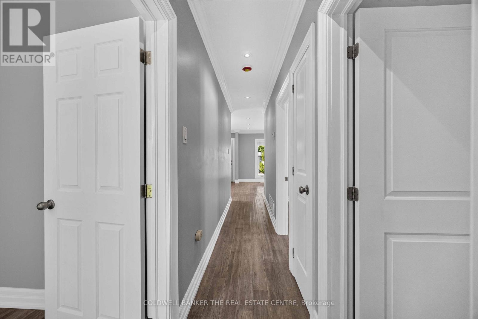 615 Oxford Street, Toronto, Ontario  M8Y 1E7 - Photo 20 - W13627768