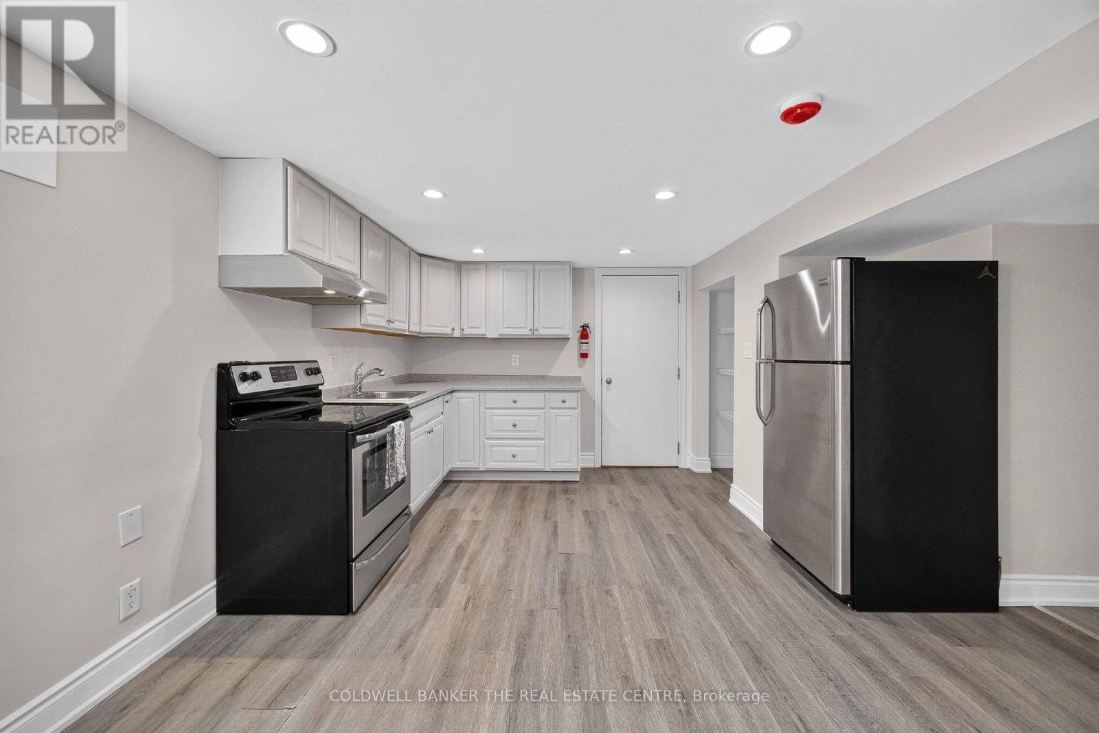615 Oxford Street, Toronto, Ontario  M8Y 1E7 - Photo 28 - W13627768