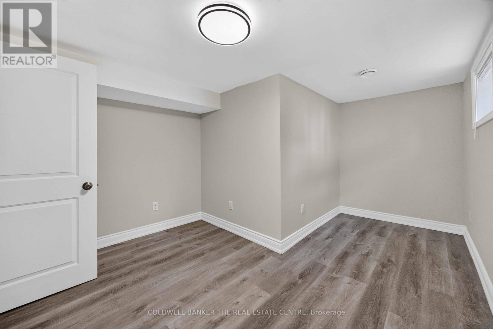 615 Oxford Street, Toronto, Ontario  M8Y 1E7 - Photo 32 - W13627768