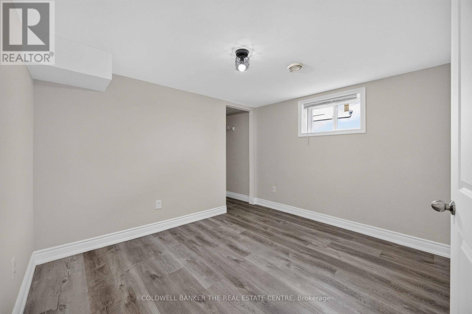 615 Oxford Street, Toronto, Ontario  M8Y 1E7 - Photo 36 - W13627768