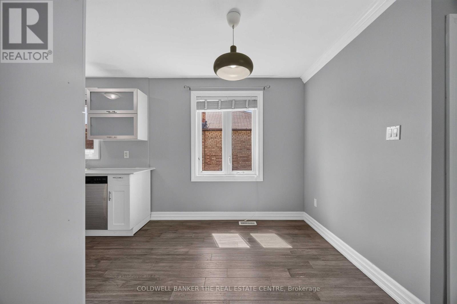 615 Oxford Street, Toronto, Ontario  M8Y 1E7 - Photo 9 - W13627768