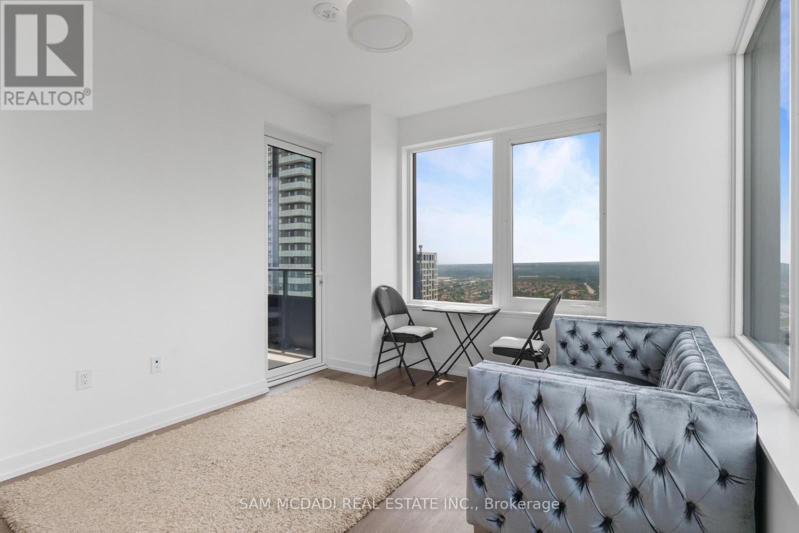 3810 - 395 Square One Drive, Mississauga, Ontario  L5B 0P6 - Photo 10 - W13627774